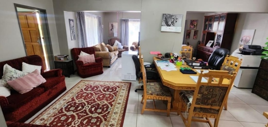 4 Bedroom Property for Sale in Baillie Park North West